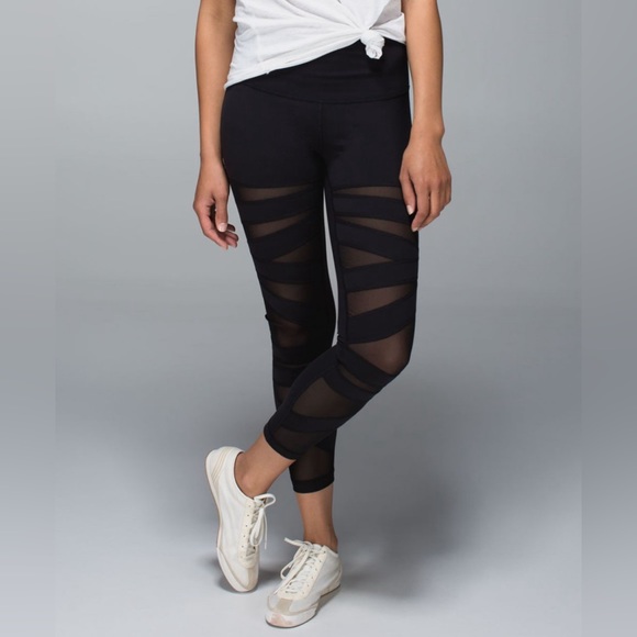 Lululemon Wunder Under Tech Mesh size 2 - Picture 1 of 10